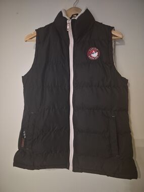 Canada Weather Gear Women's Black Puffer Vest with Pink Trim
